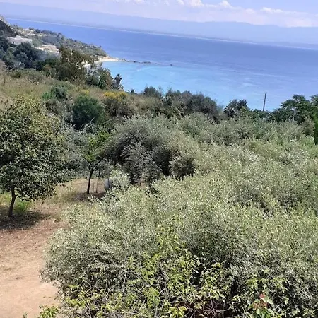 Calipso Lucy Santa Maria (Vibo Valentia)